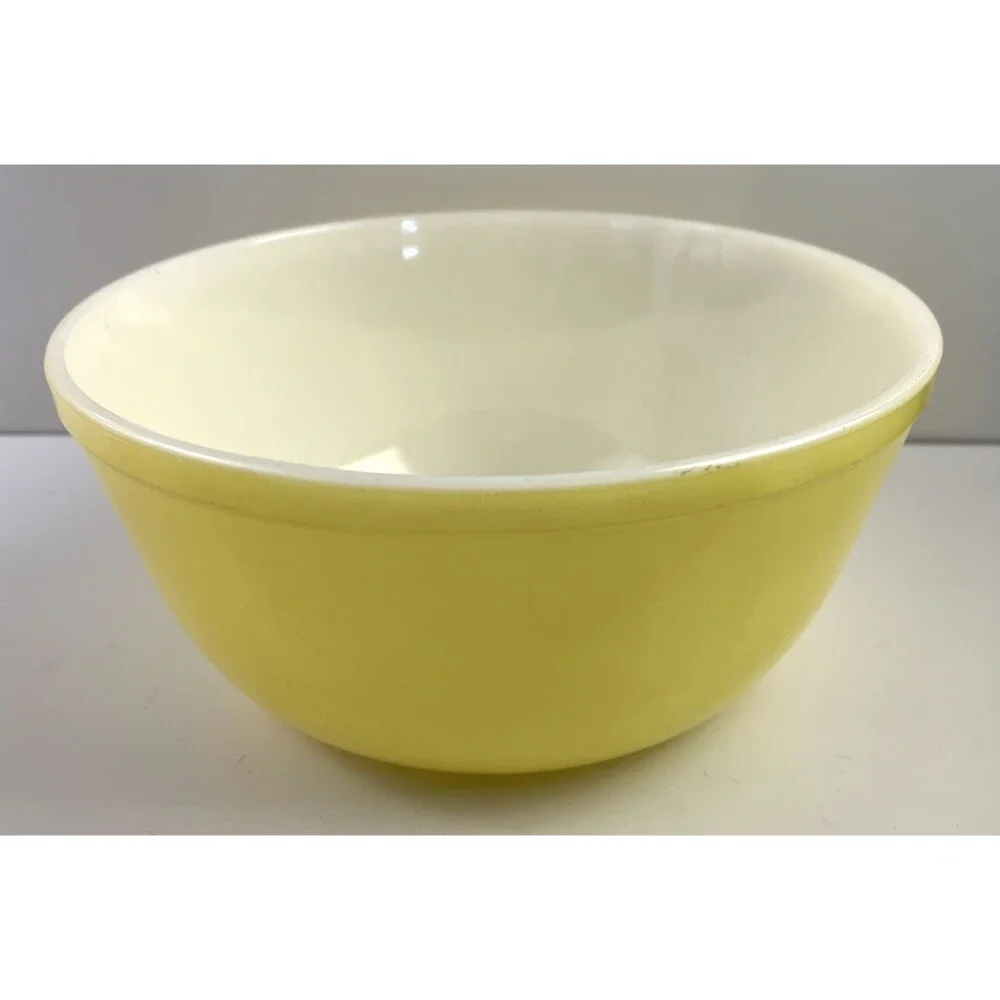 Glasbake Yellow Large Mixing Bowl 9.5” x 4.5” Vintage See Pics for Condition